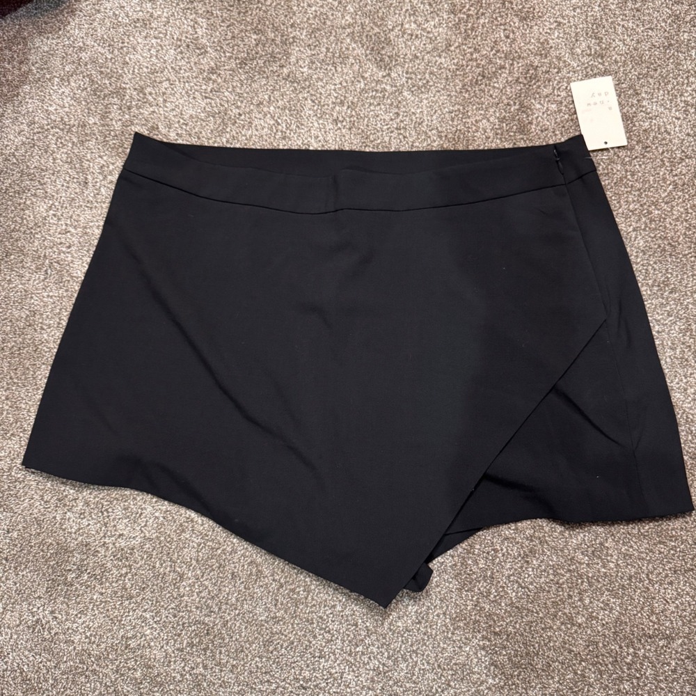 A New Day Womens Black Wrap Front Skort Size 18 Side Zip Mini Skirt Shorts NWT